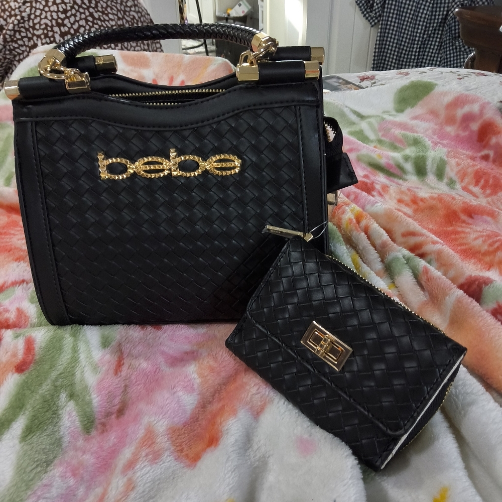 Brand new bebe handbag and crossbody never used
